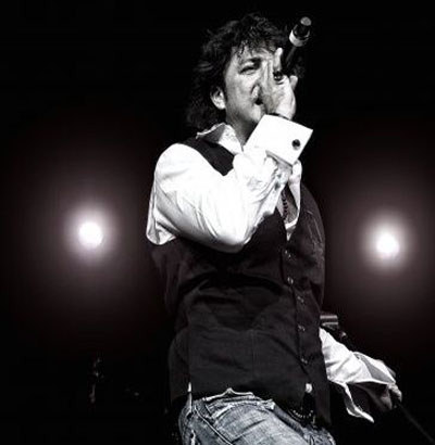 http://dl.bita-music.ir/Saman1/Images/04-90/FarshidAmin.jpg